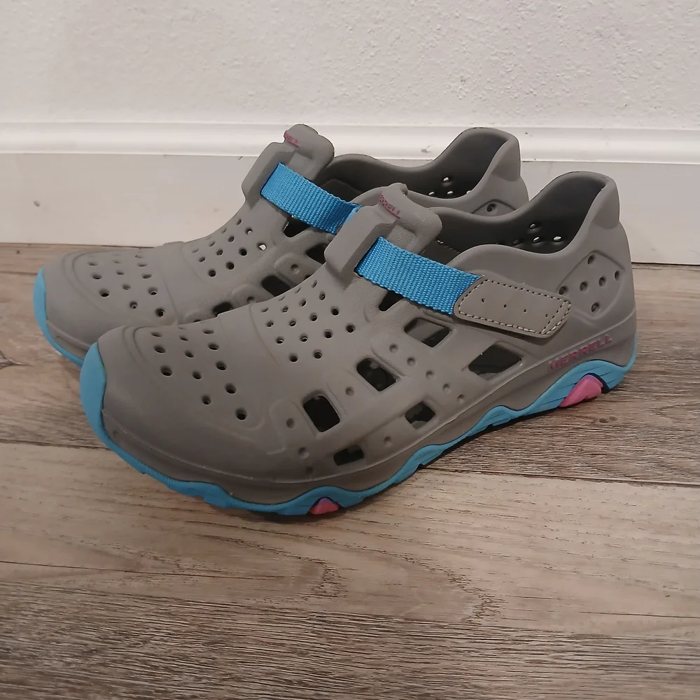 Merrell Kids Water Shoes Gray with Blue and Pink Accents